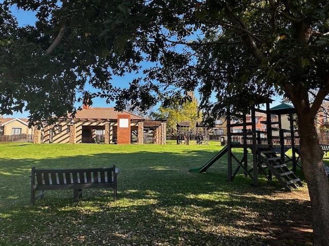 2 Bedroom Property for Sale in Hillside Free State